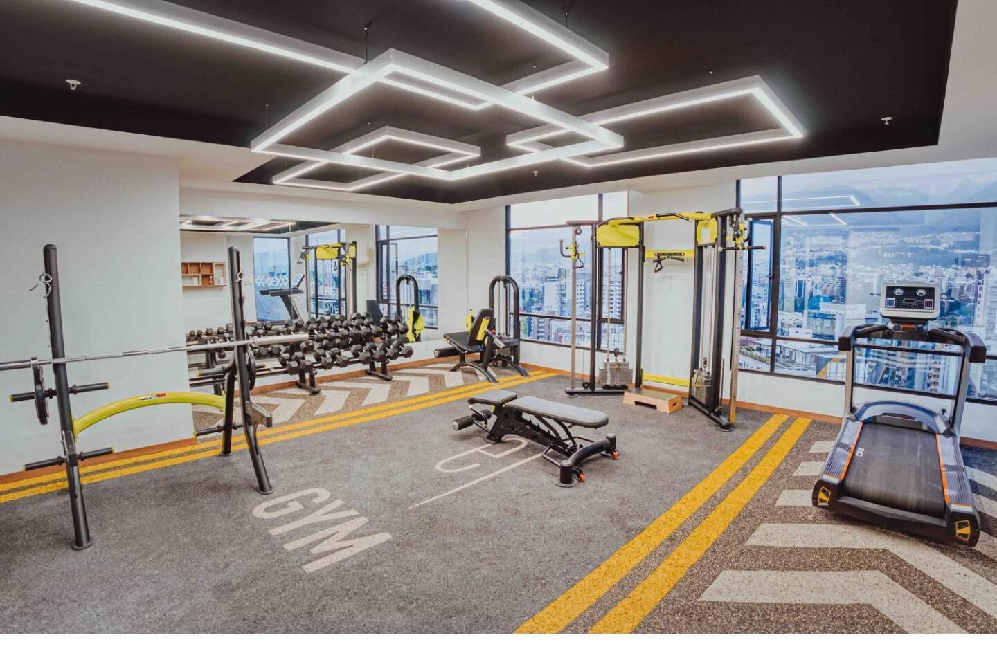 Apartamento Departamento 80 m2 amplia terraza privada - Cerca de Republica del Salvador Quito Exterior foto